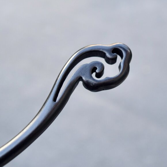 Ruyi Carved Black Wood Hair Stick - Chinese Hairpin 如意髮簪 - Picture 2 of 9